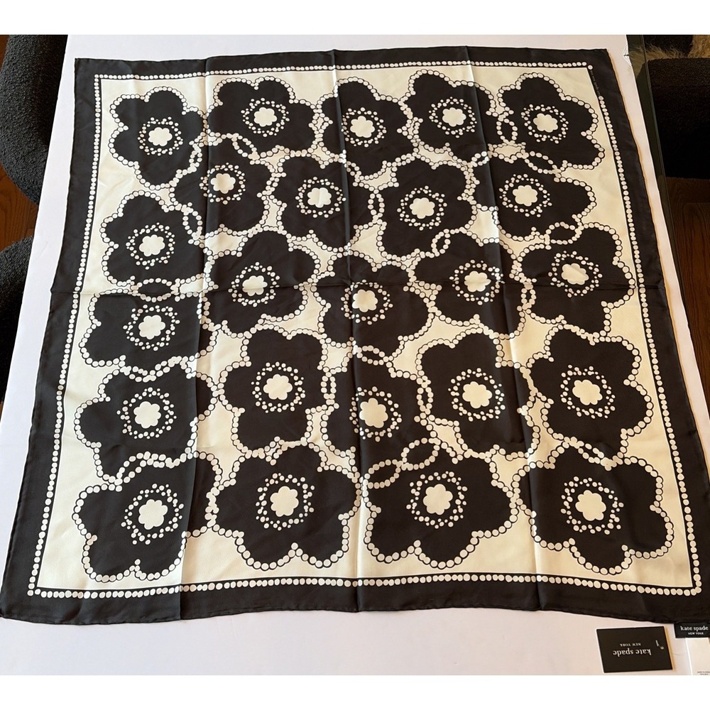 KATE SPADE 100% Silk Pop Flower, Black French Cream 33" Square Scarf NWT $88